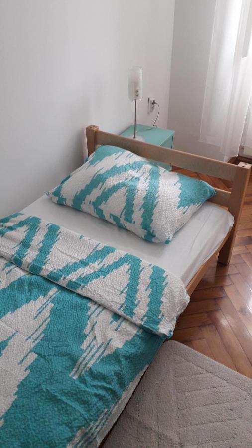 Apartman Pem Pula Eksteriør billede
