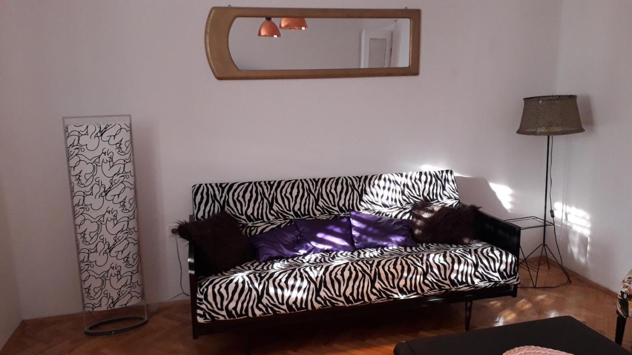 Apartman Pem Pula Eksteriør billede